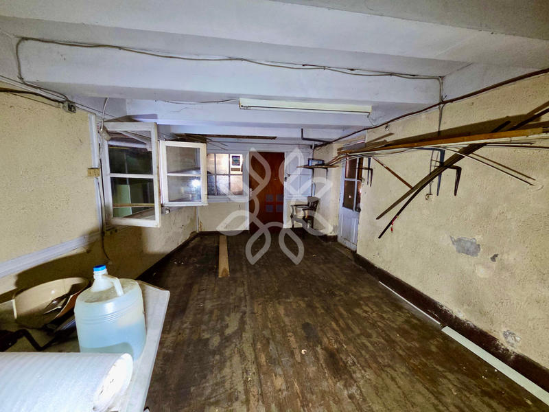 Immeuble - 305 m² - 20 pièces