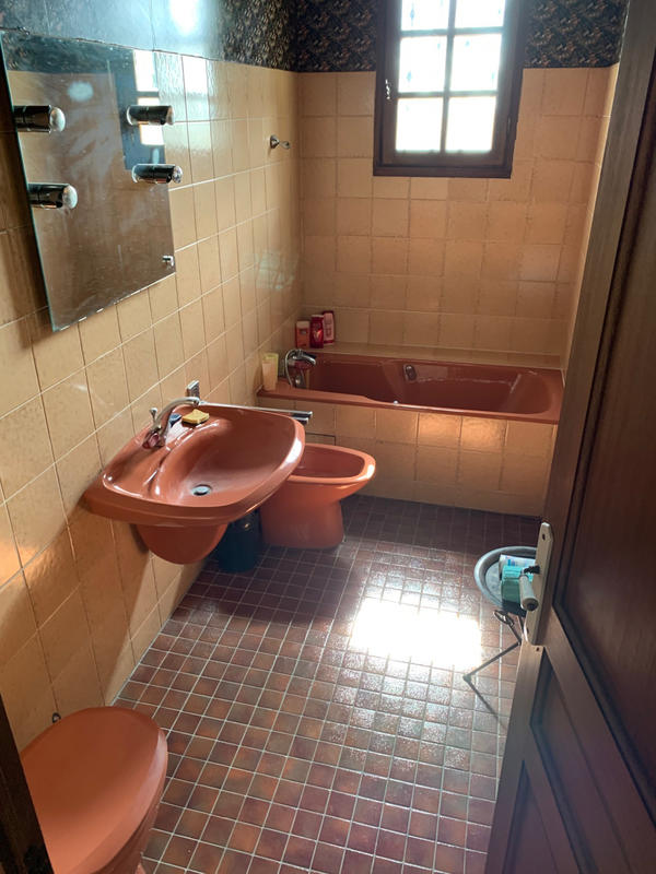 Propriété - 340 m² - 5 pièces