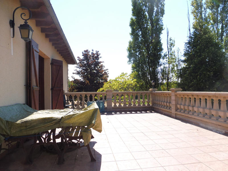 Maison - 188 m² - 6 pièces