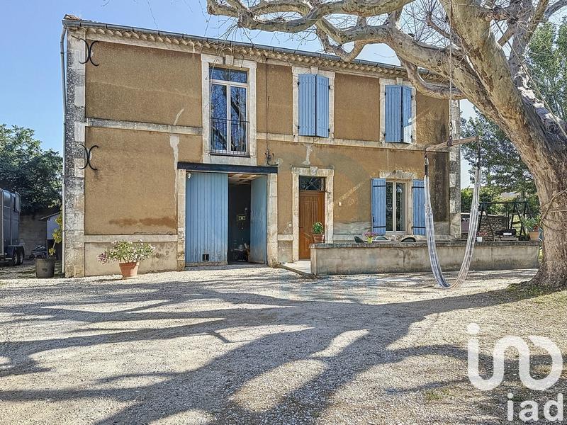 Maison - 250 m² - 6 pièces