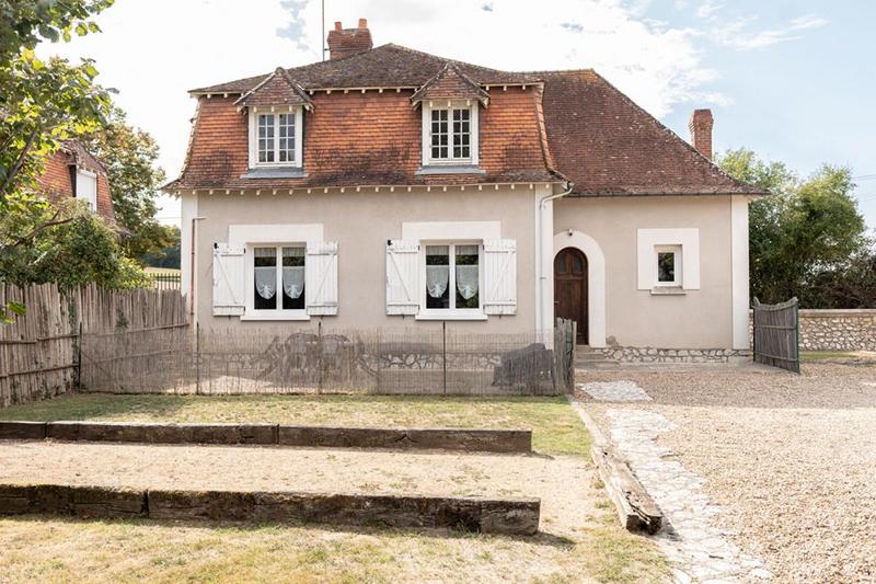 Maison - 296 m² - 14 pièces