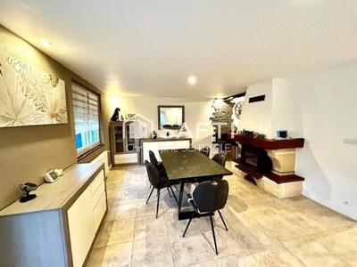 Maison - 183 m² - 7 pièces