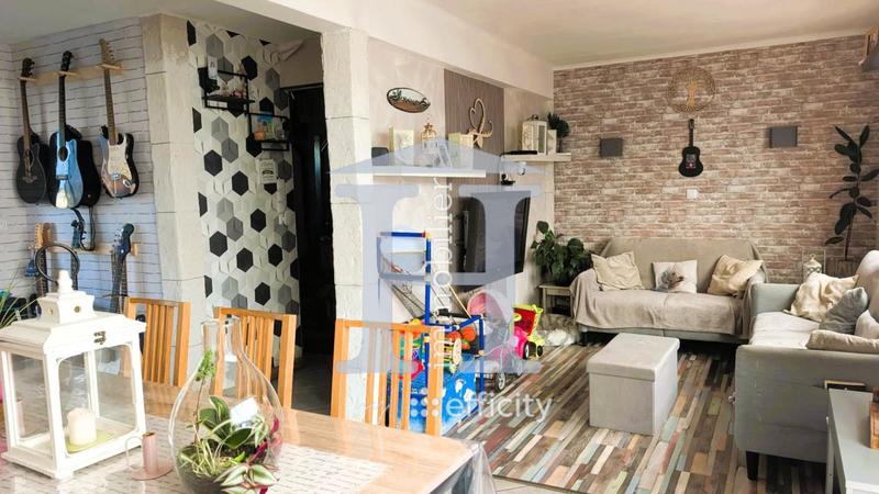 Maison - 112 m² - 4 pièces