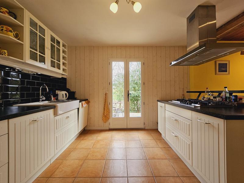 Maison traditionnelle - 90 m² - 5 pièces