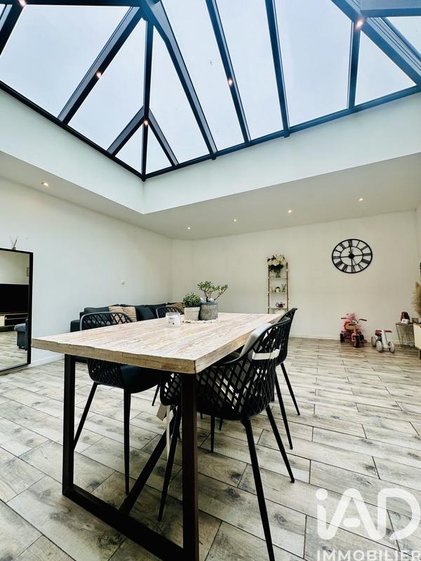 Maison - 95 m² - 5 pièces