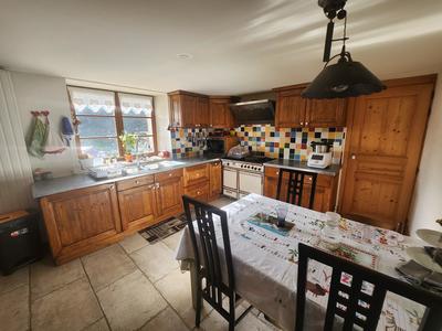 Maison ancienne - 265 m² - 9 pièces