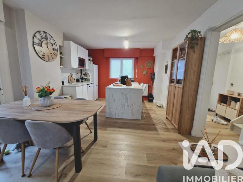 Maison - 87 m² - 5 pièces