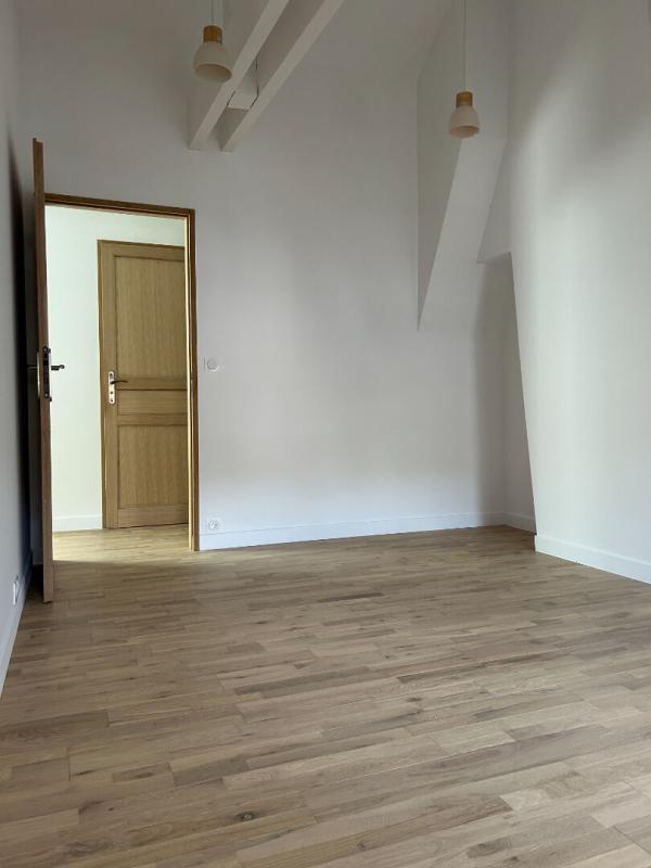 Appartement - 80 m² - 3 pièces