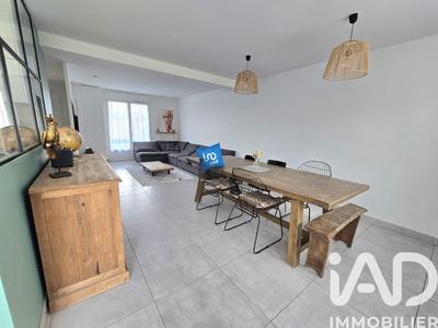 Maison - 120 m² - 6 pièces
