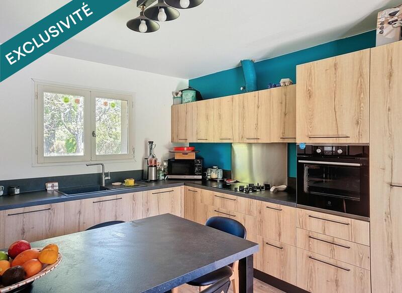 Maison - 234 m² - 7 pièces