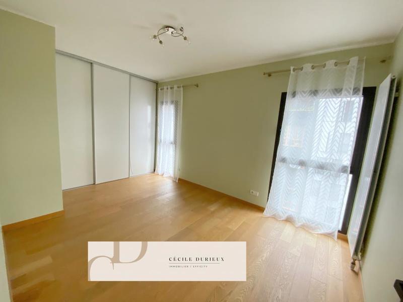 Appartement - 96 m² - 4 pièces
