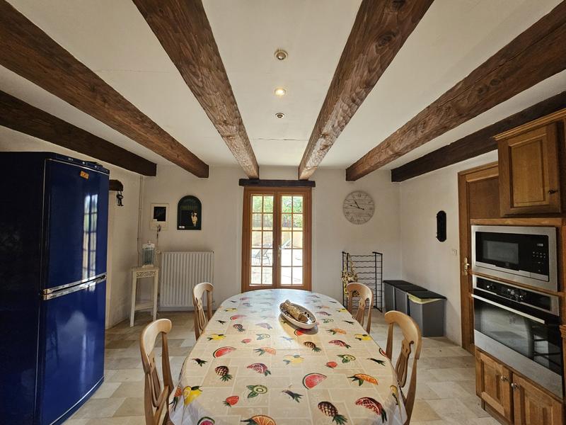 Maison traditionnelle - 192 m² - 7 pièces