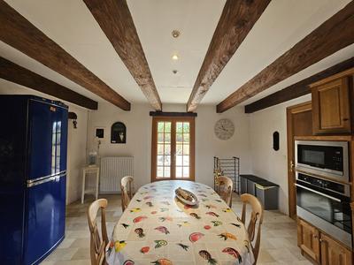 Maison traditionnelle - 192 m² - 7 pièces