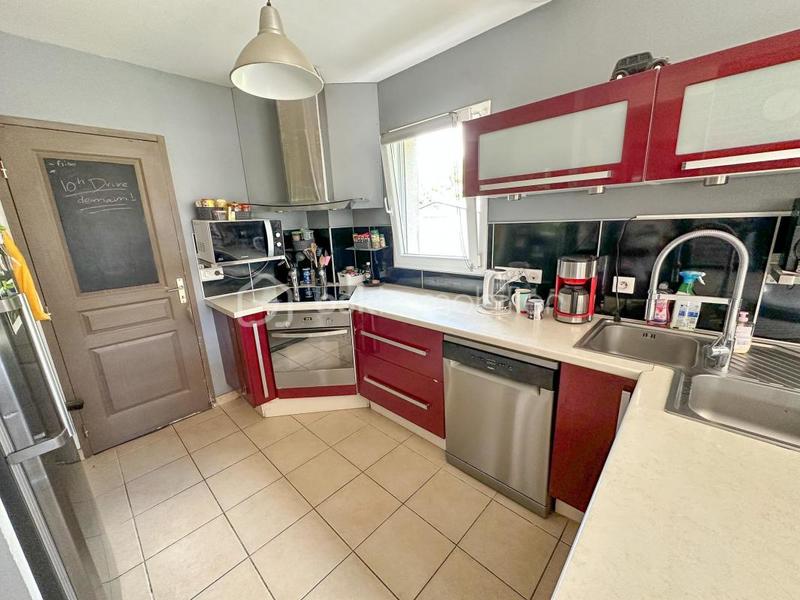 Maison - 85 m² - 5 pièces