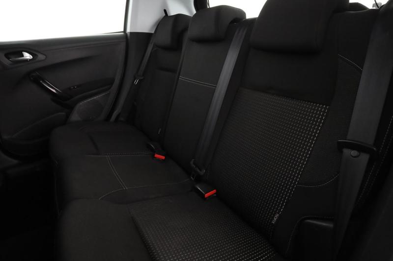 Peugeot 208 1.6 Blue-HDi Allure 5p 100 ch