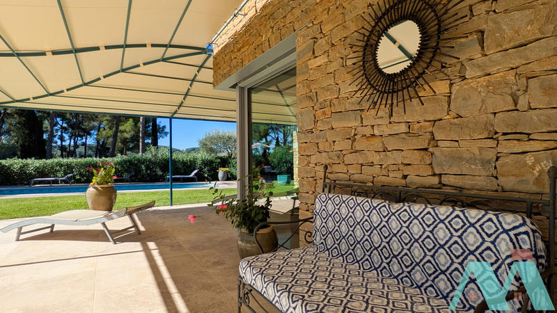 Maison - 160 m² - 5 pièces