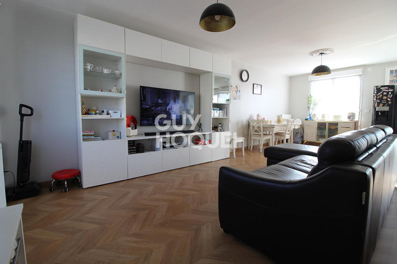 Maison - 81 m² - 5 pièces