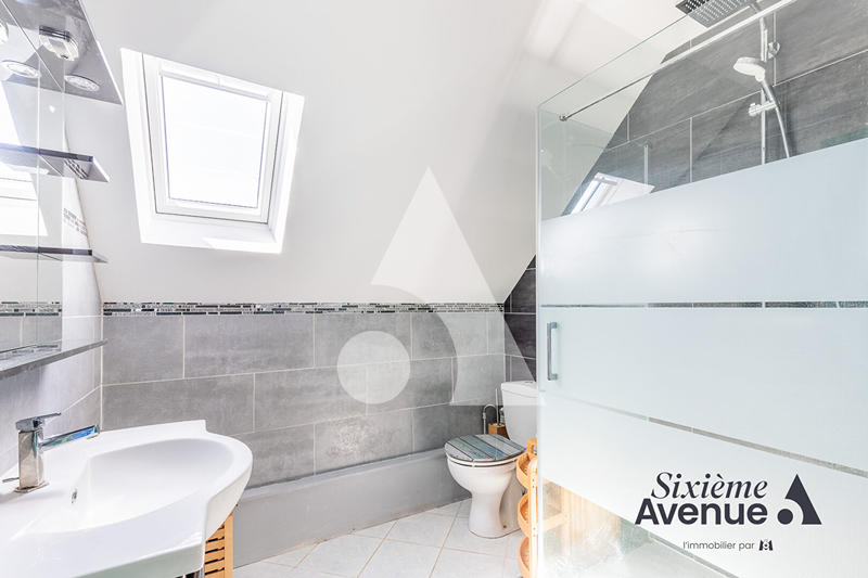 Maison - 150 m² - 6 pièces