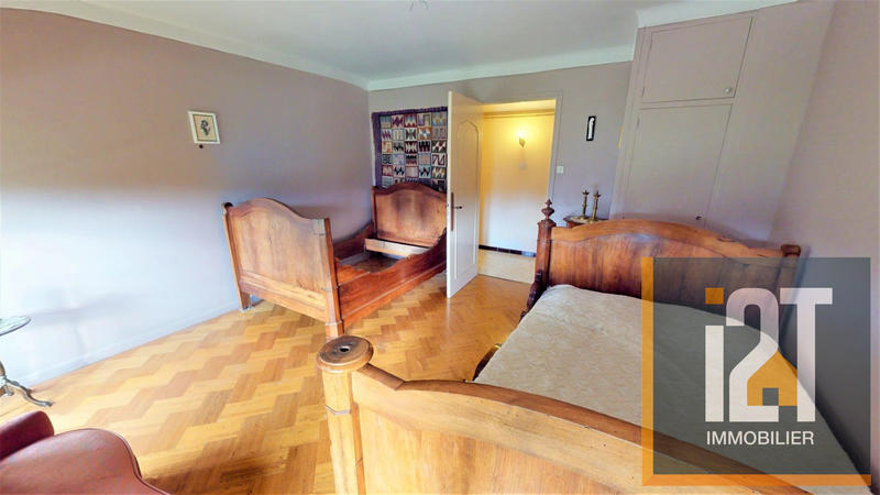 Mas - 220 m² - 7 pièces