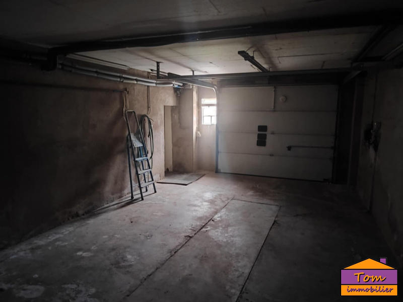 Maison - 240 m² - 10 pièces