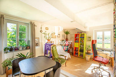 Maison - 232 m² - 10 pièces