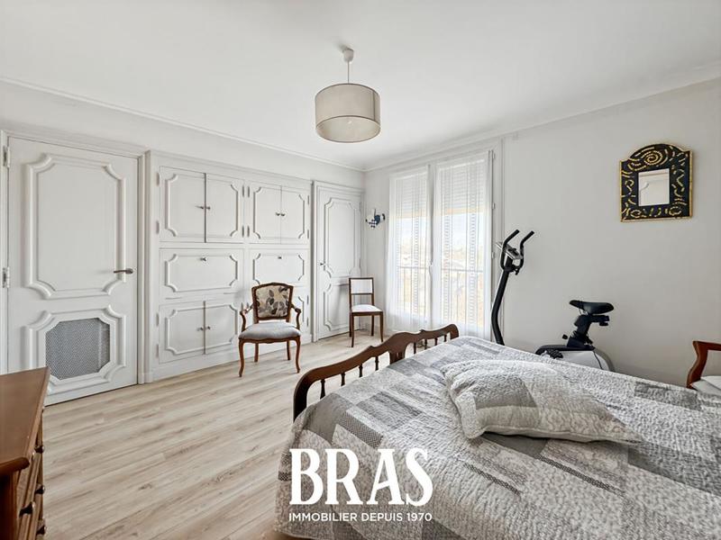 Appartement - 102 m² - 5 pièces