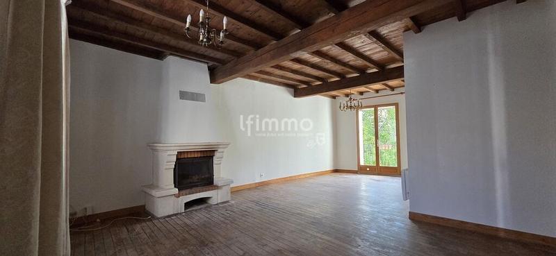 Maison de village - 94 m² - 4 pièces