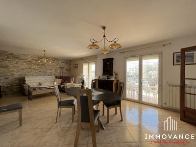 Villa - 169 m² - 5 pièces