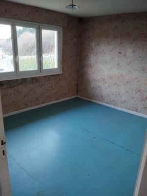 Maison - 85 m² - 6 pièces