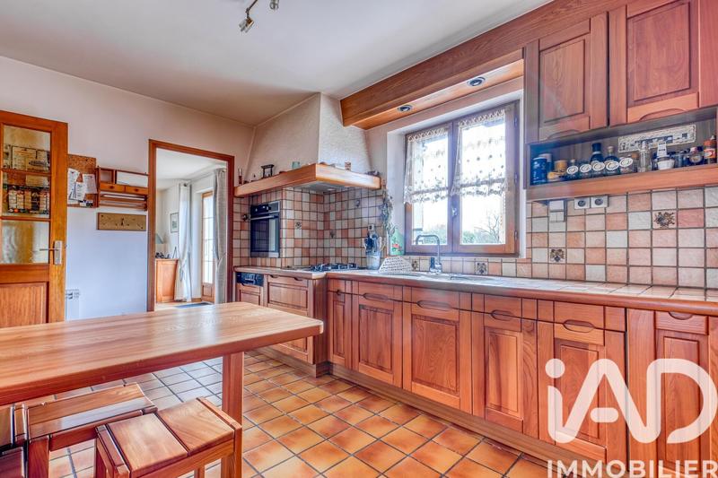 Maison - 142 m² - 7 pièces