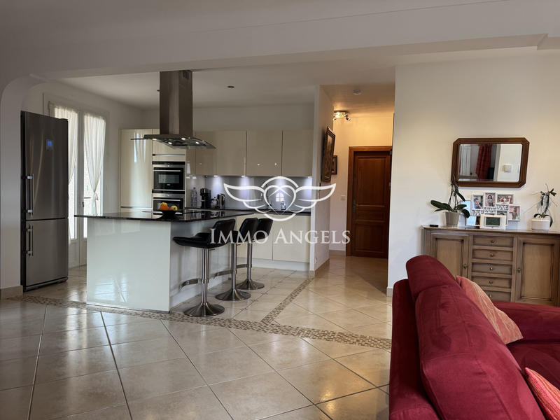 Maison - 95 m² - 4 pièces