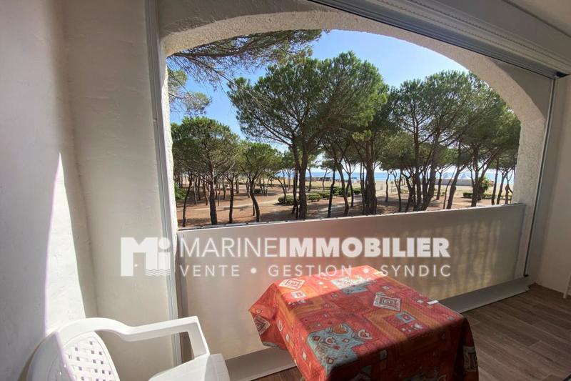 Studio - 25 m² - 1 pièce