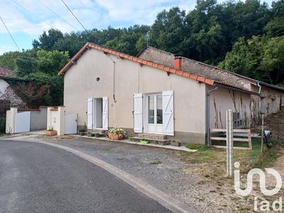 Maison - 104 m² - 5 pièces