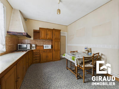 Maison traditionnelle - 120 m² - 6 pièces