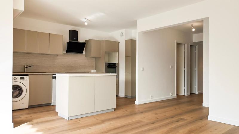 Appartement - 75 m² - 4 pièces