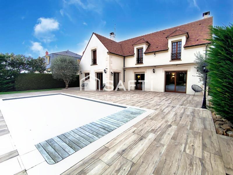 Maison - 228 m² - 7 pièces