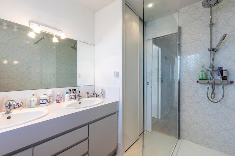 Maison - 161 m² - 6 pièces