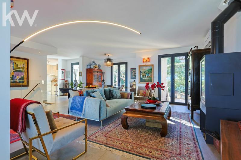 Villa - 200 m² - 6 pièces