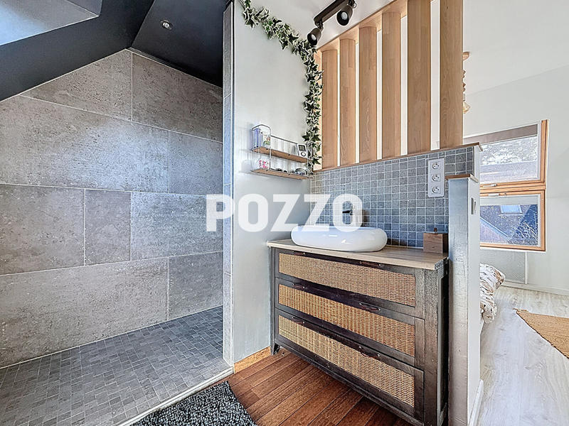 Maison - 168 m² - 7 pièces