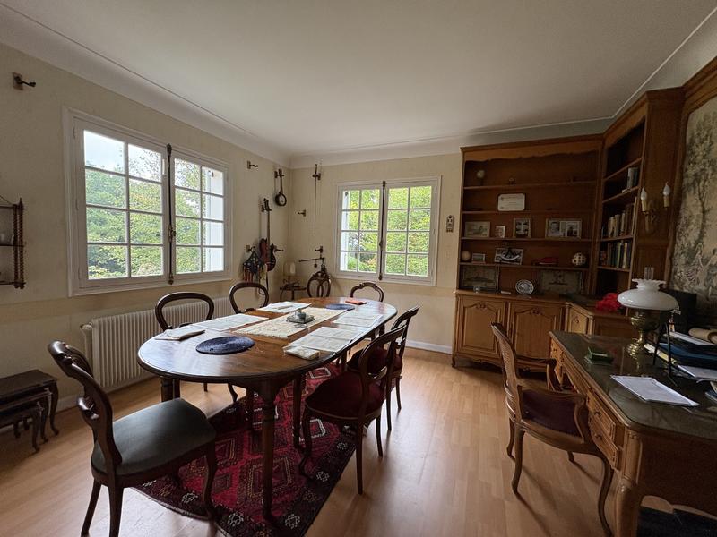 Villa - 165 m² - 8 pièces