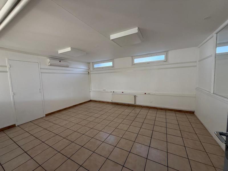Bureau - 420 m²