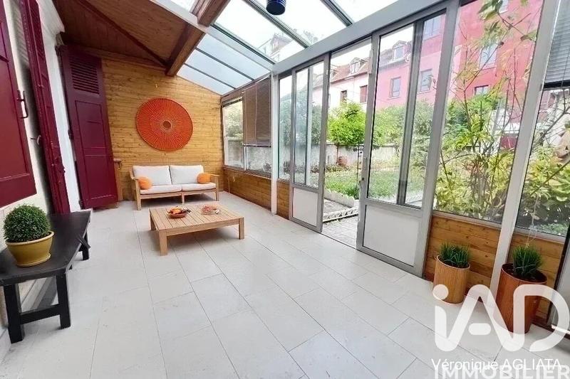 Maison - 90 m² - 4 pièces