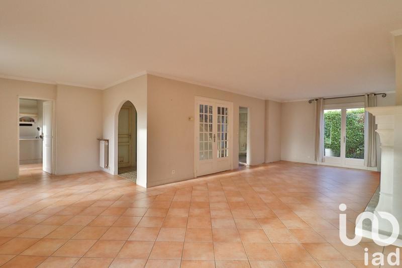 Maison - 201 m² - 6 pièces