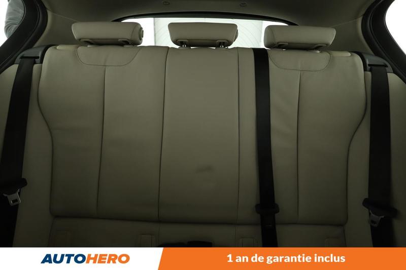 Bmw Série 1 125i UrbanChic Bva8 5p 224 ch