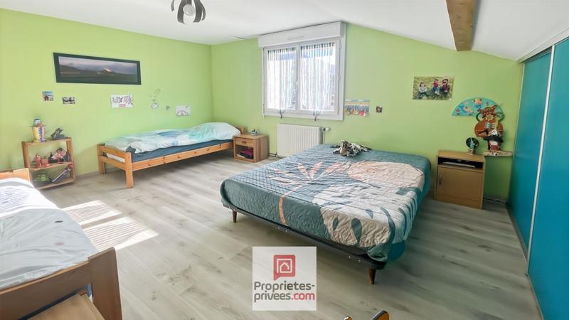 Maison - 195 m² - 7 pièces