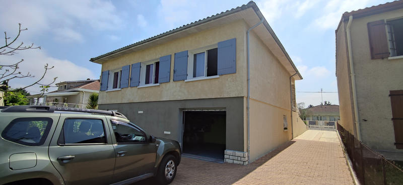 Maison - 110 m² - 4 pièces