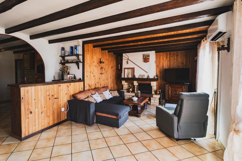 Maison - 140 m² - 6 pièces