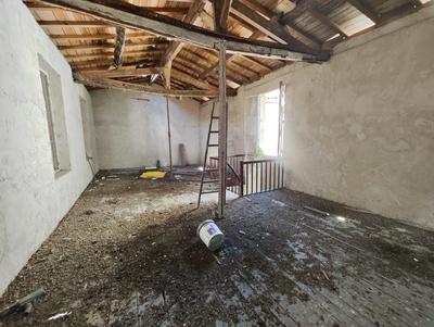 Maison ancienne - 110 m² - 2 pièces