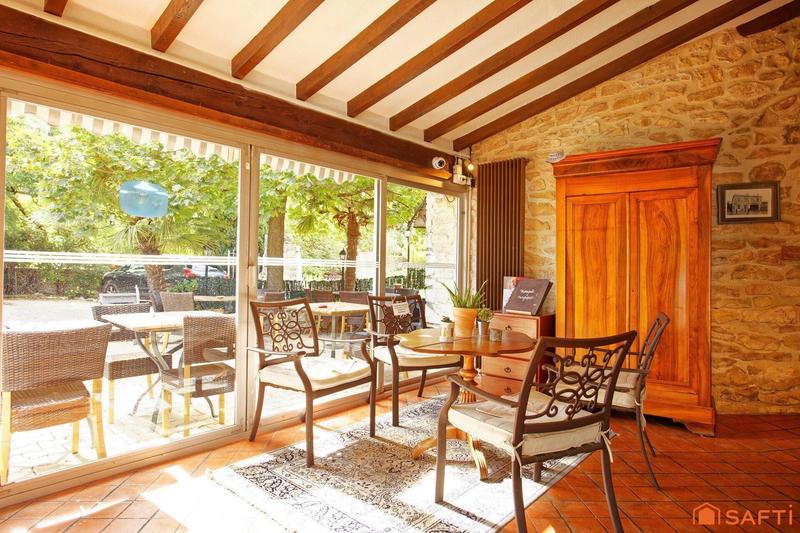 Local commercial - 750 m² - 16 pièces