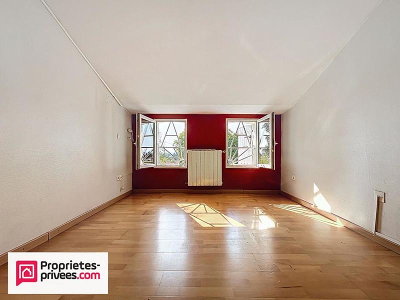 Maison - 192 m² - 6 pièces